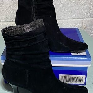 Elegant Black Women's Boots